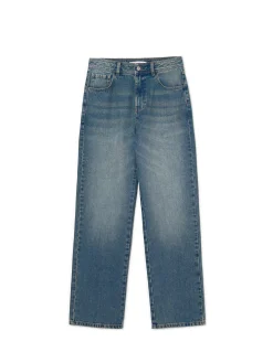 Cropp Jeansy*Ciemnoe jeansy straight z efektem sprania