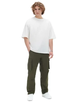 Cropp Spodnie*Ciemnozielone spodnie comfort z paskiem