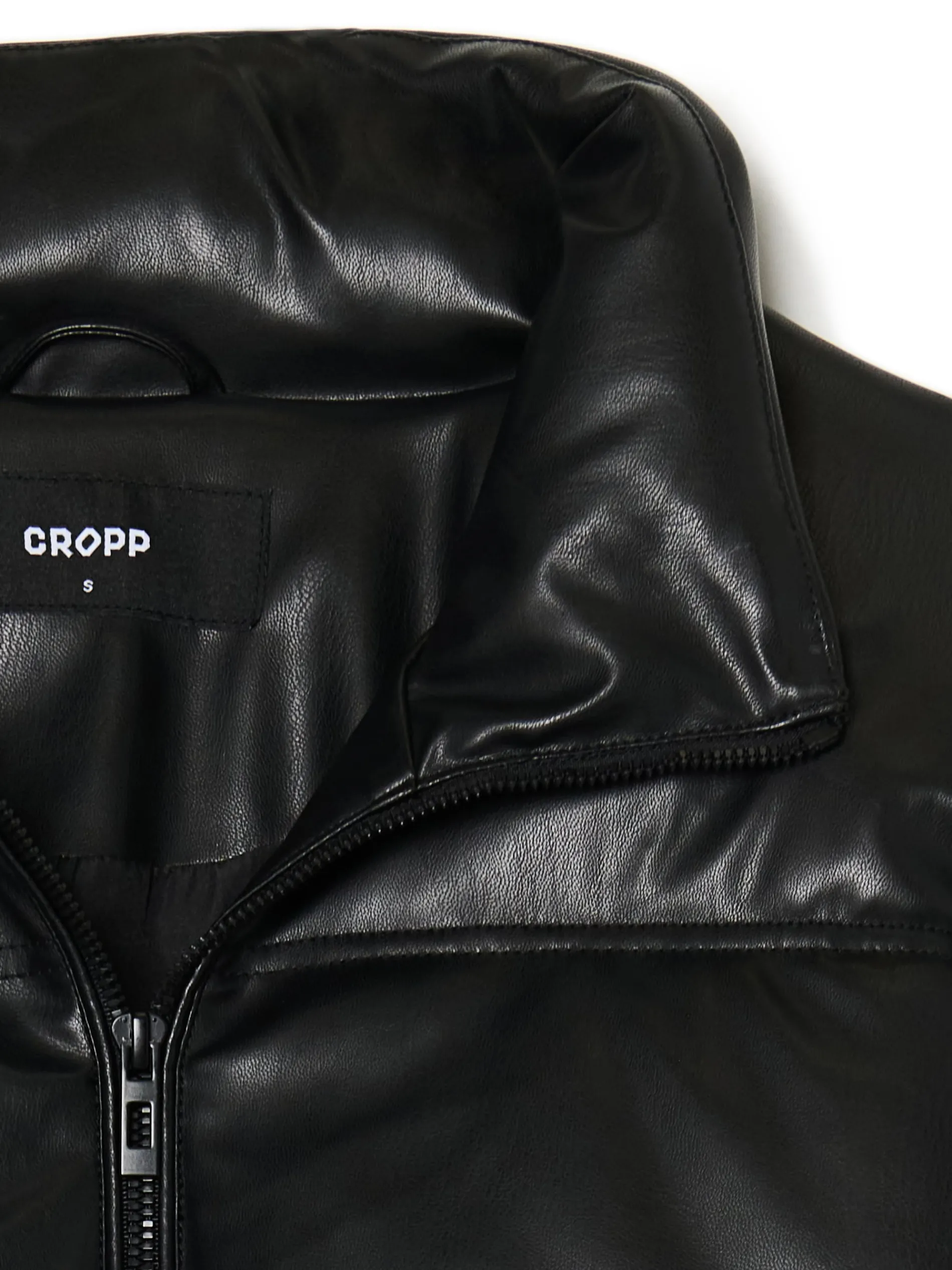 Cropp Kurtki, Płaszcze*Czarna kurtka puffer z efektem skóry