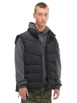 Cropp Kurtki, Płaszcze*Czarna pikowana kamizelka