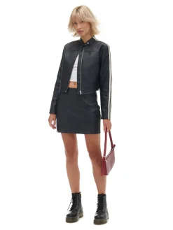 Cropp Spódnice*Czarna spódniczka mini z imitacji skóry