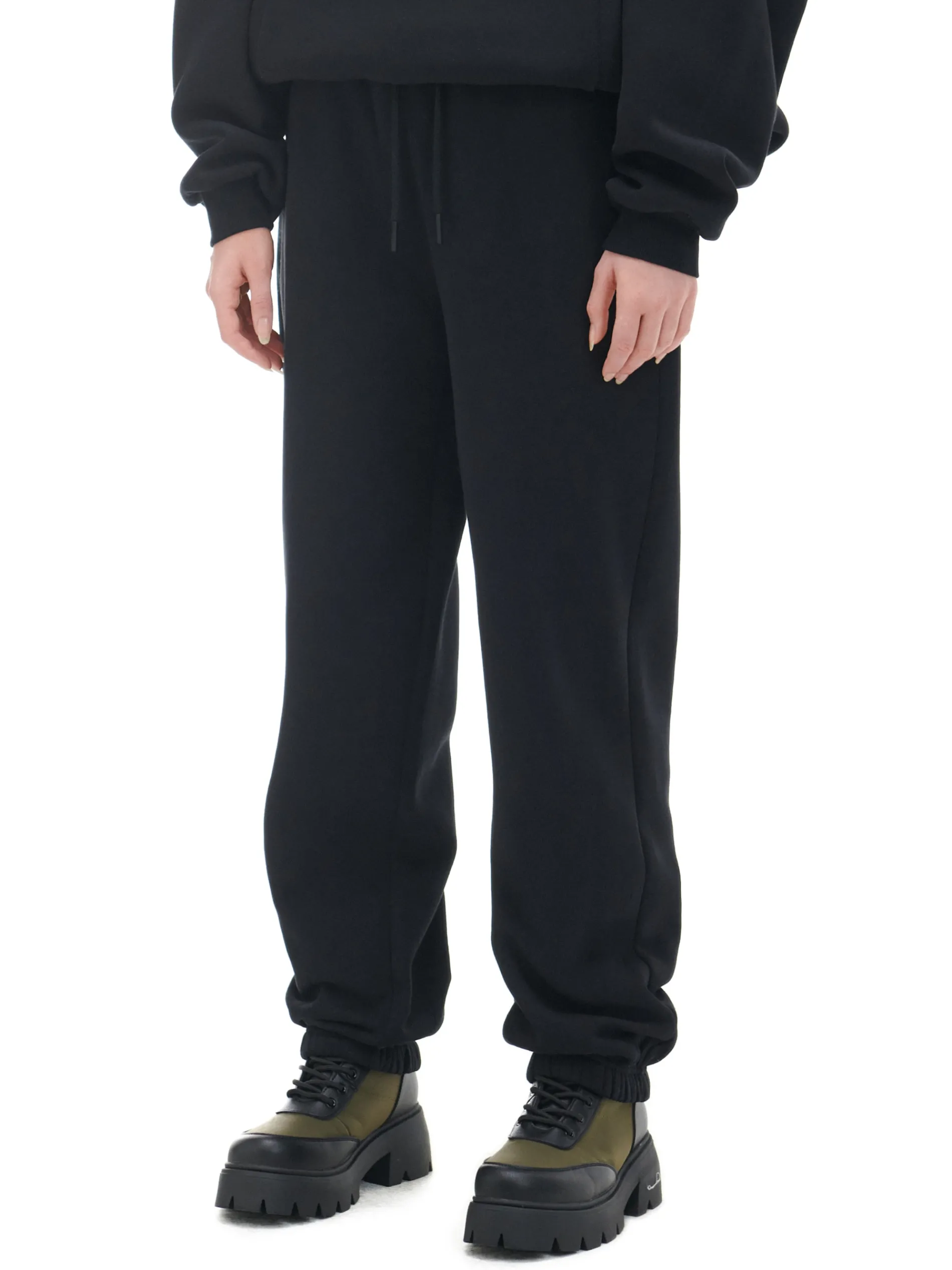 Cropp Spodnie*Czarne dresowe joggery