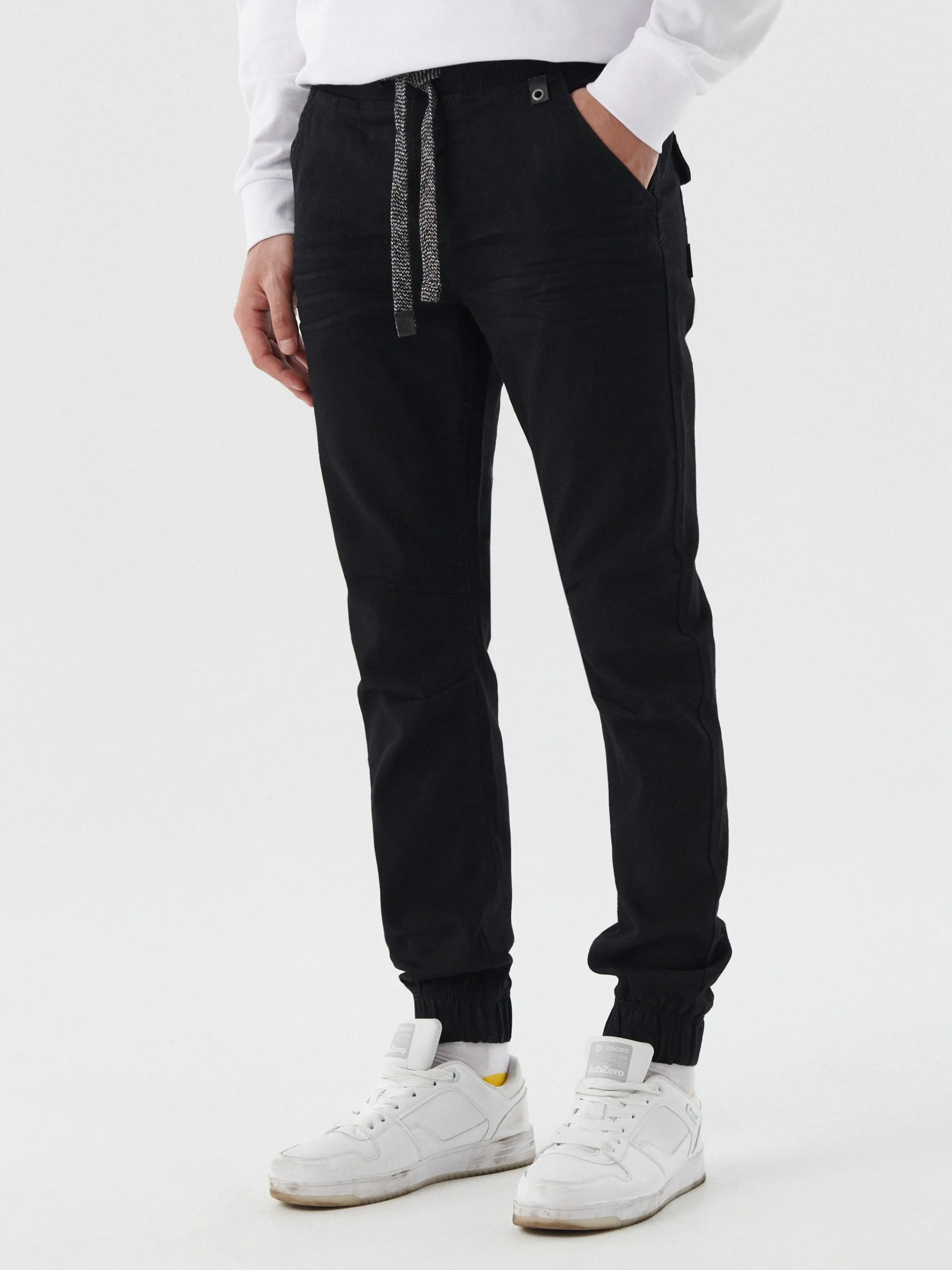 Cropp Jeansy*Czarne jeansowe joggery