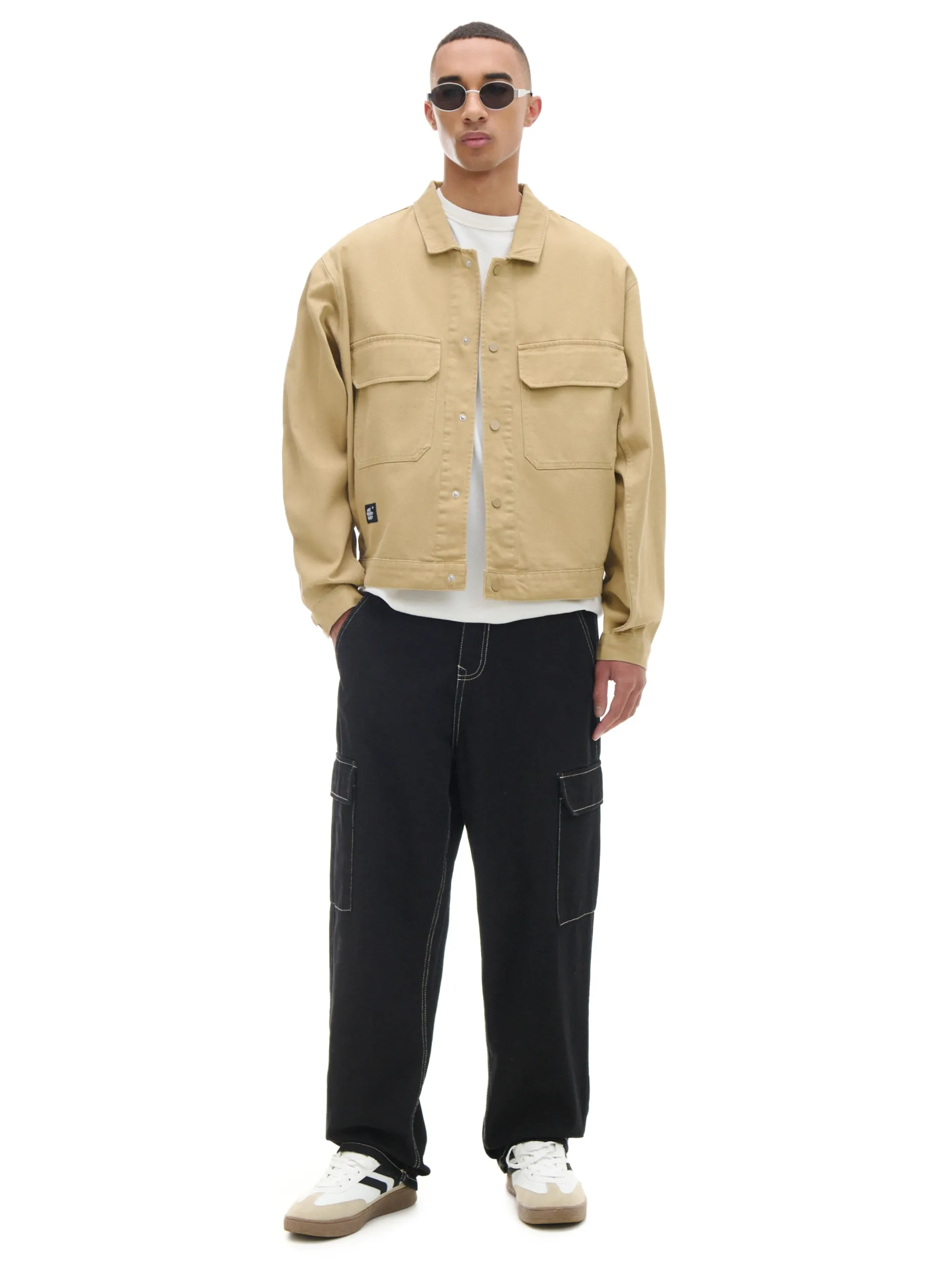 Cropp Jeansy|Baggy*Czarne jeansy baggy z kieszeniami cargo