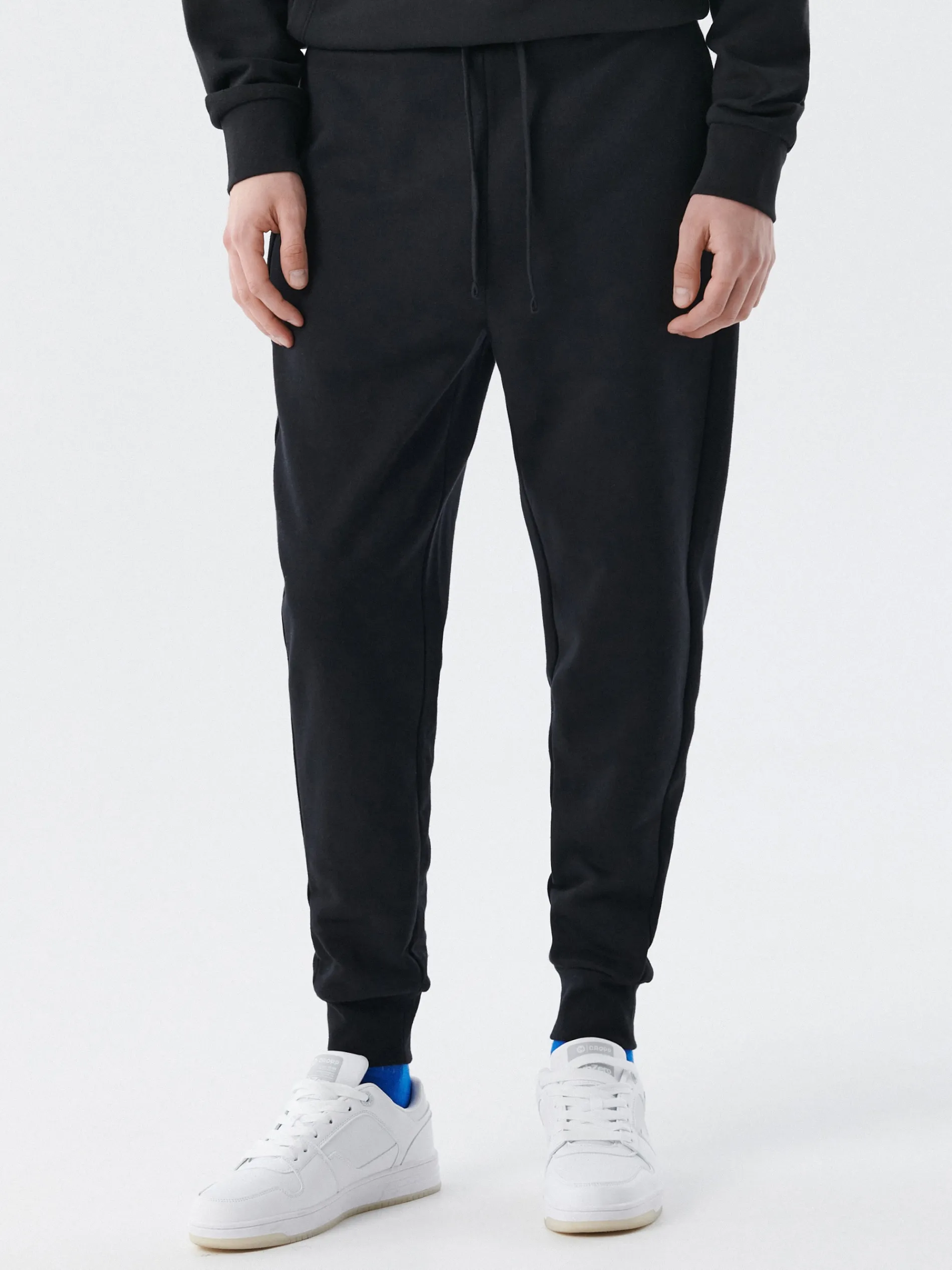 Cropp Spodnie*Czarne joggery basic