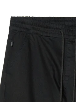 Cropp Spodnie*Czarne joggery z kieszeniami cargo