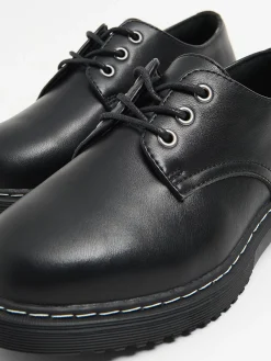 Cropp Półbuty*Czarne klasyczne loafersy