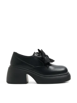 Cropp Półbuty*Czarne loafersy z kokardami