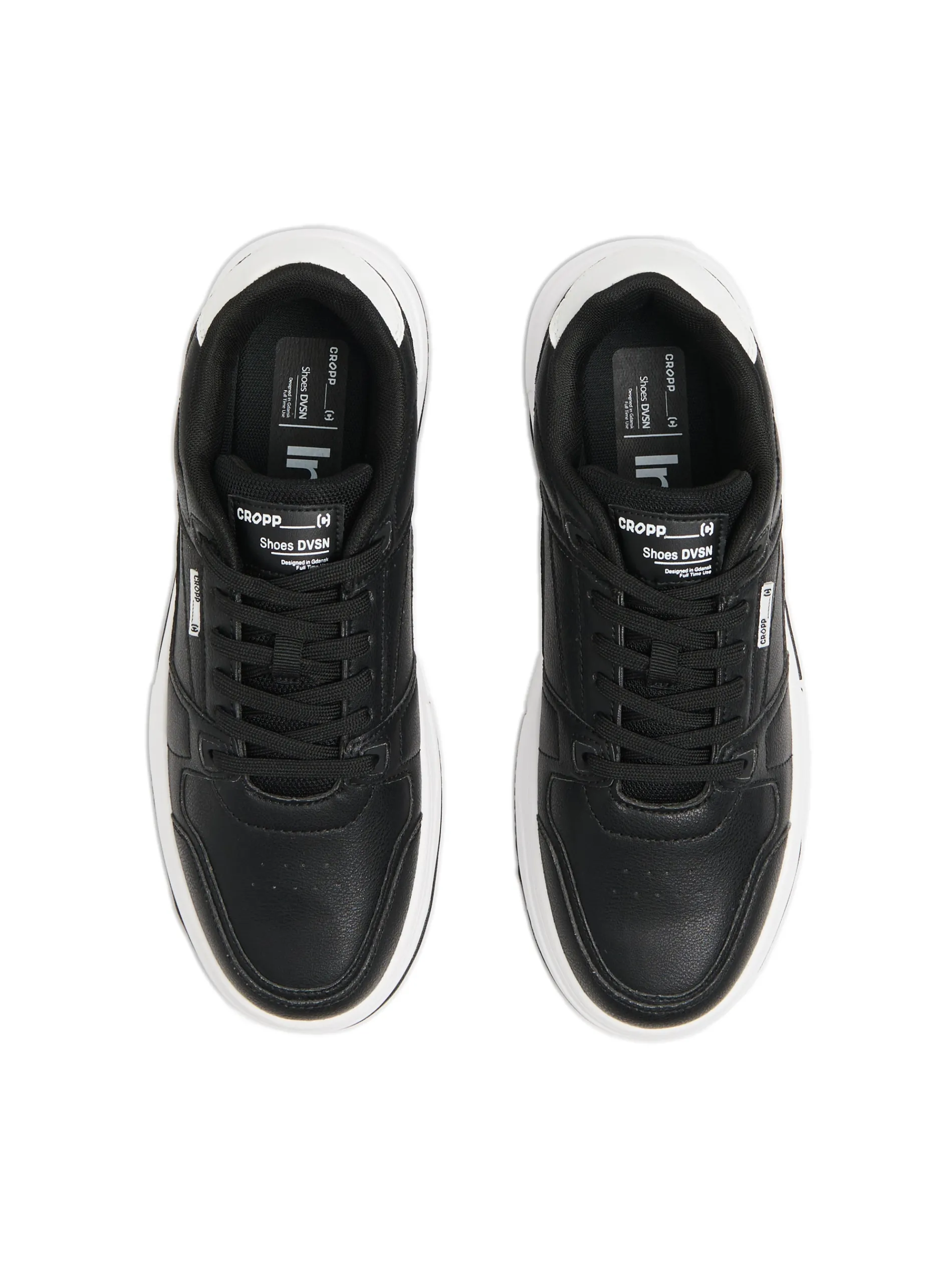 Cropp Sneakersy*Czarne sneakersy z białymi elementami