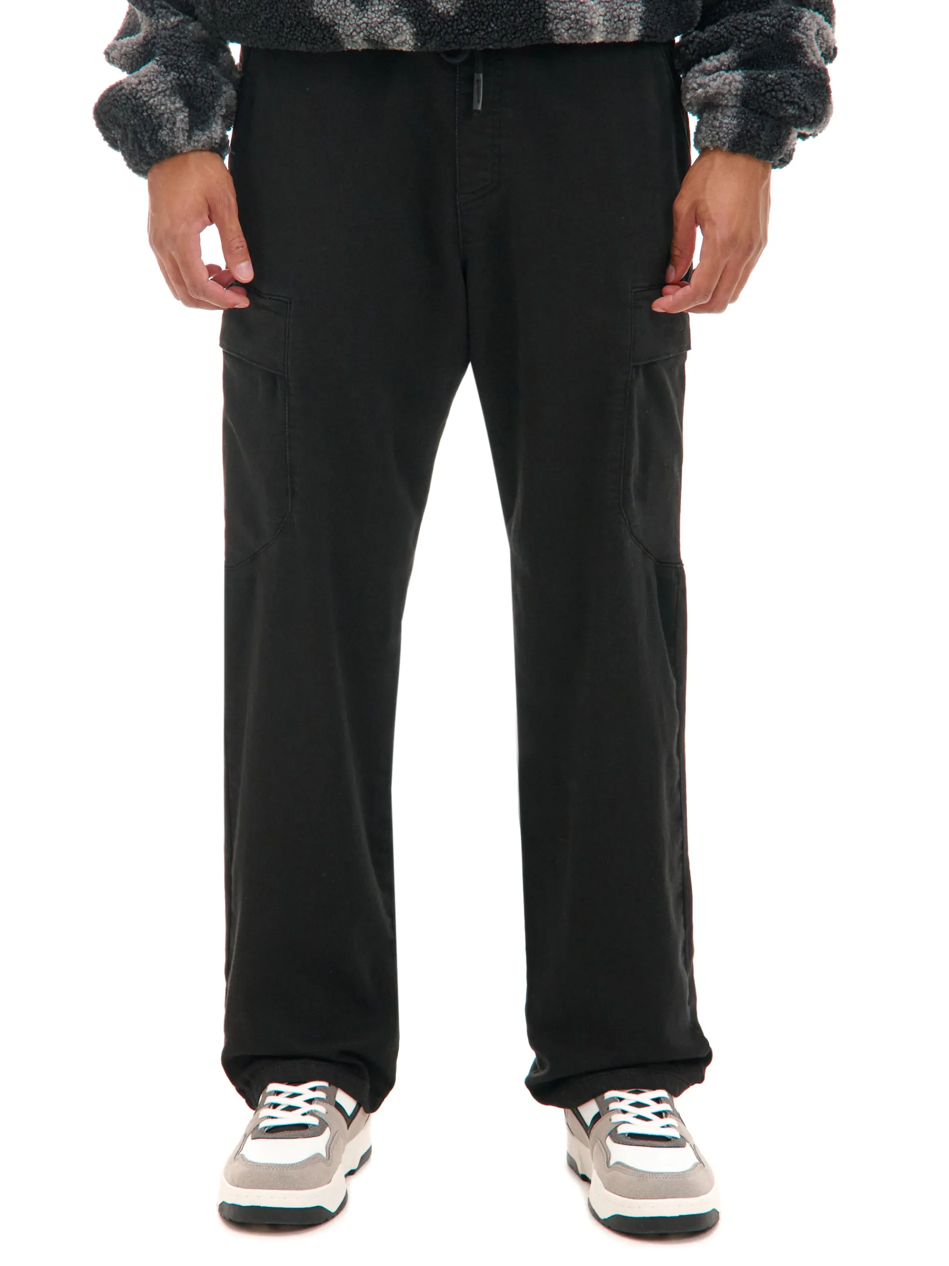 Cropp Spodnie*Czarne spodnie jogger loose