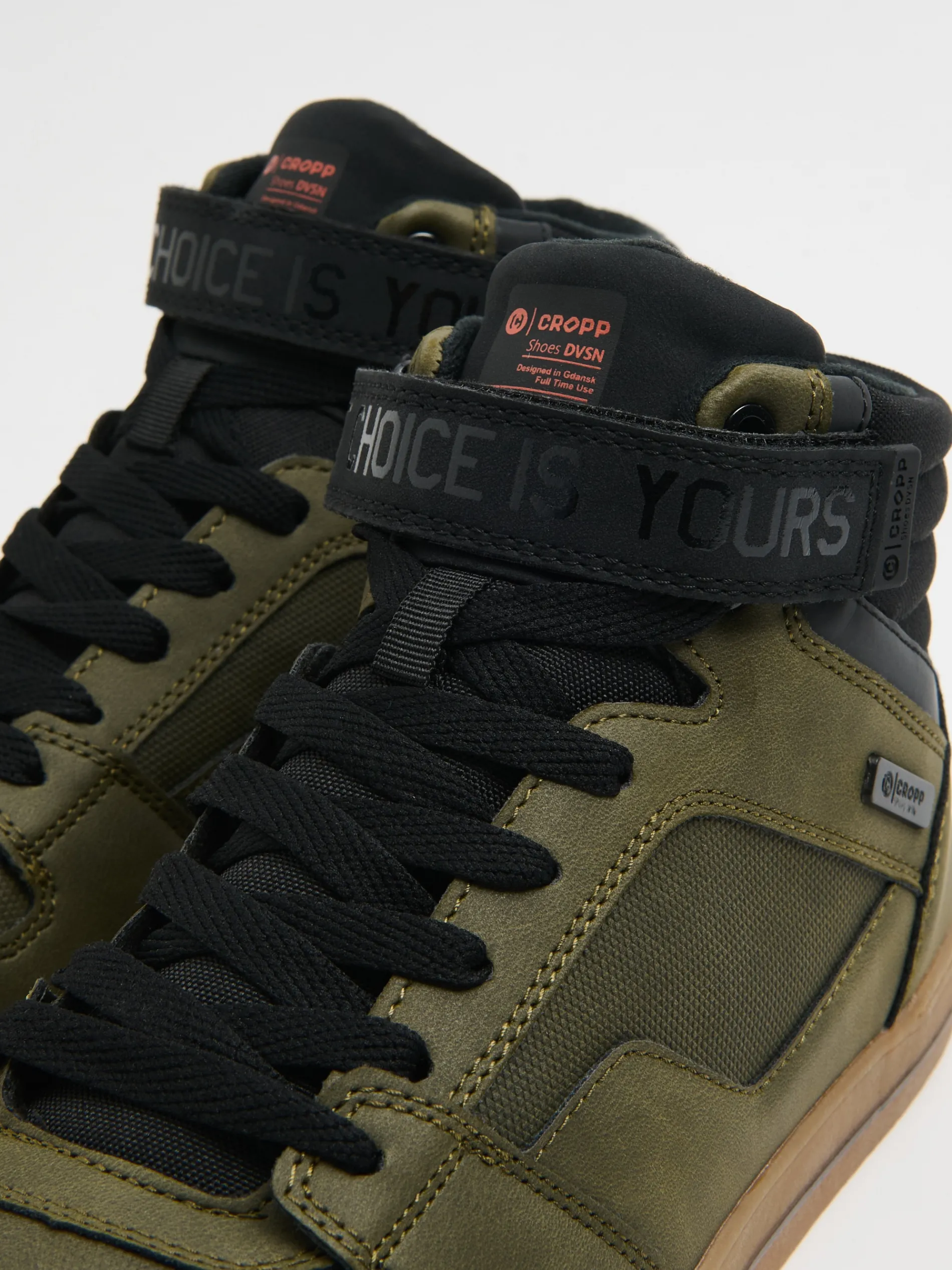 Cropp Sneakersy|Za Kostkę*Czarno-zielone sneakersy