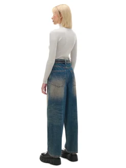 Cropp Jeansy*Granatowe jeansy skater z efektem sprania