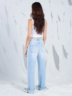 Cropp Jeansy*Jasne jeansy straight z efektem sprania