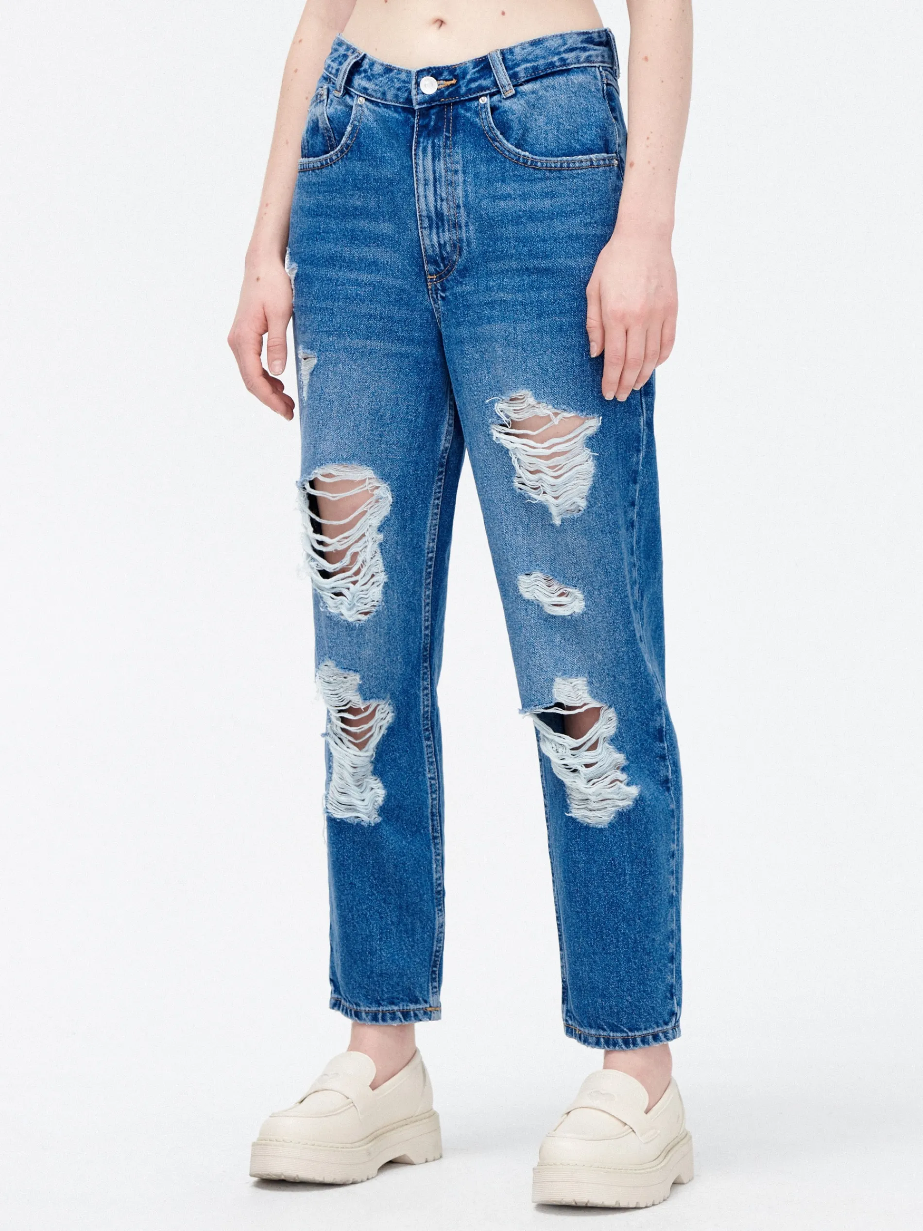 Cropp Jeansy*Jeansy barrel z przetarciami