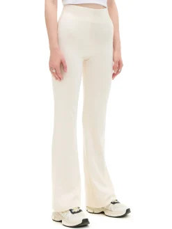 Cropp Spodnie*Kremowe dresy typu flare