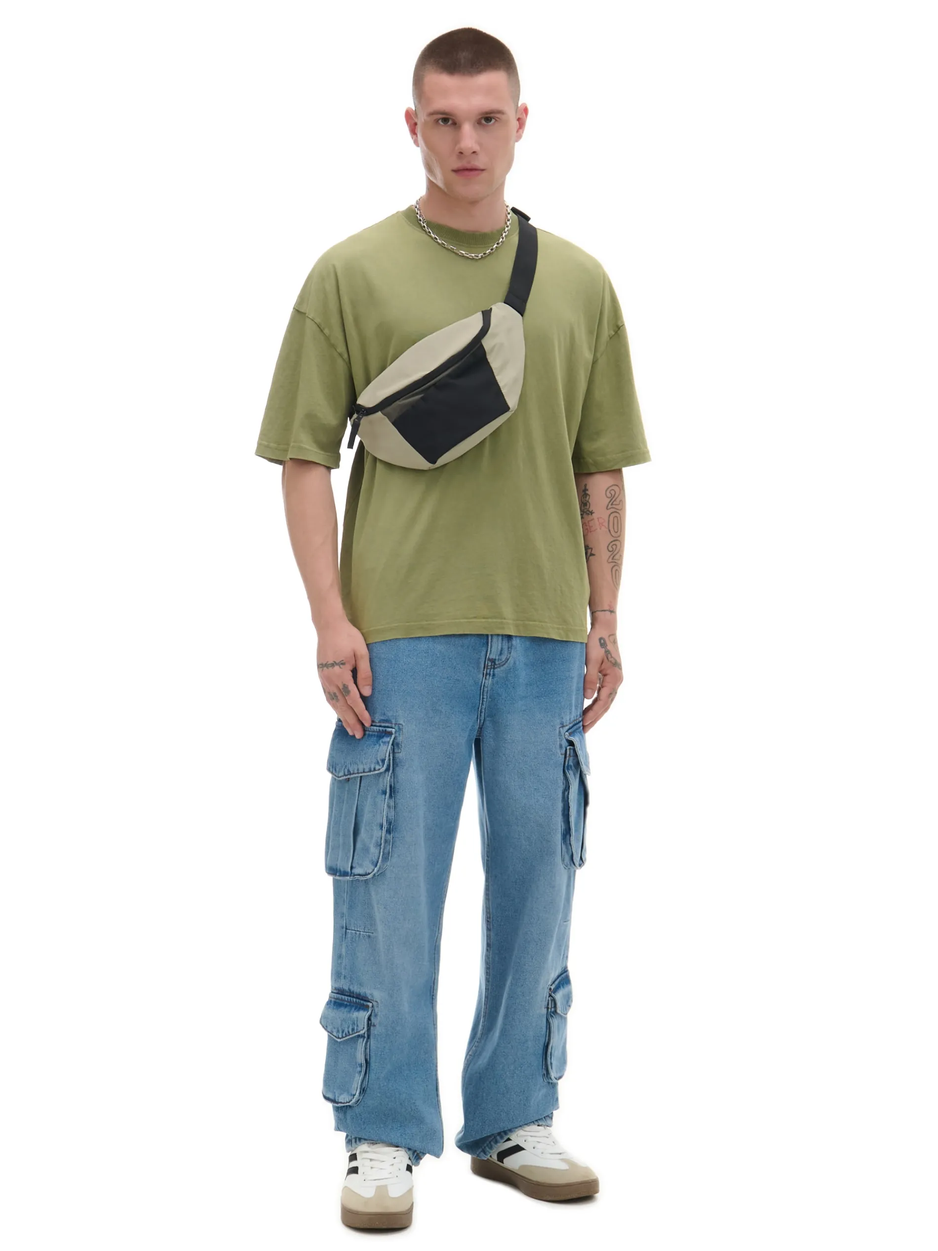 Cropp Jeansy|Baggy*e jeansy baggy z kieszeniami cargo