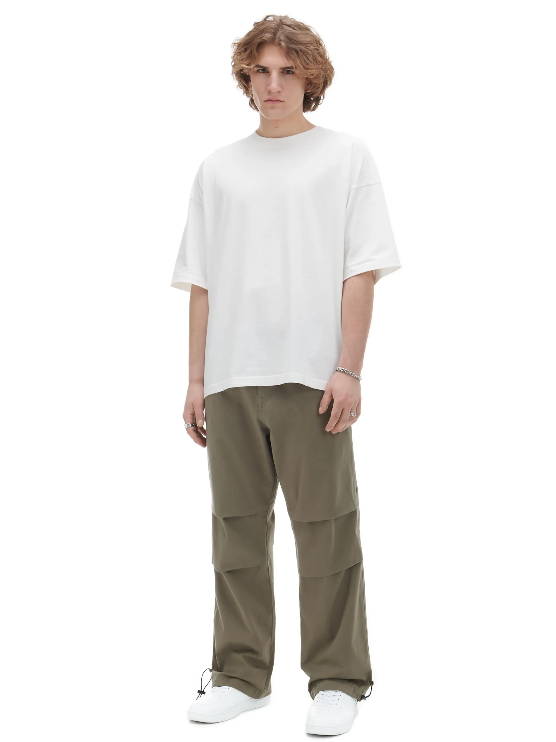 Cropp Spodnie*Oliwkowe spodnie parachute z paskiem