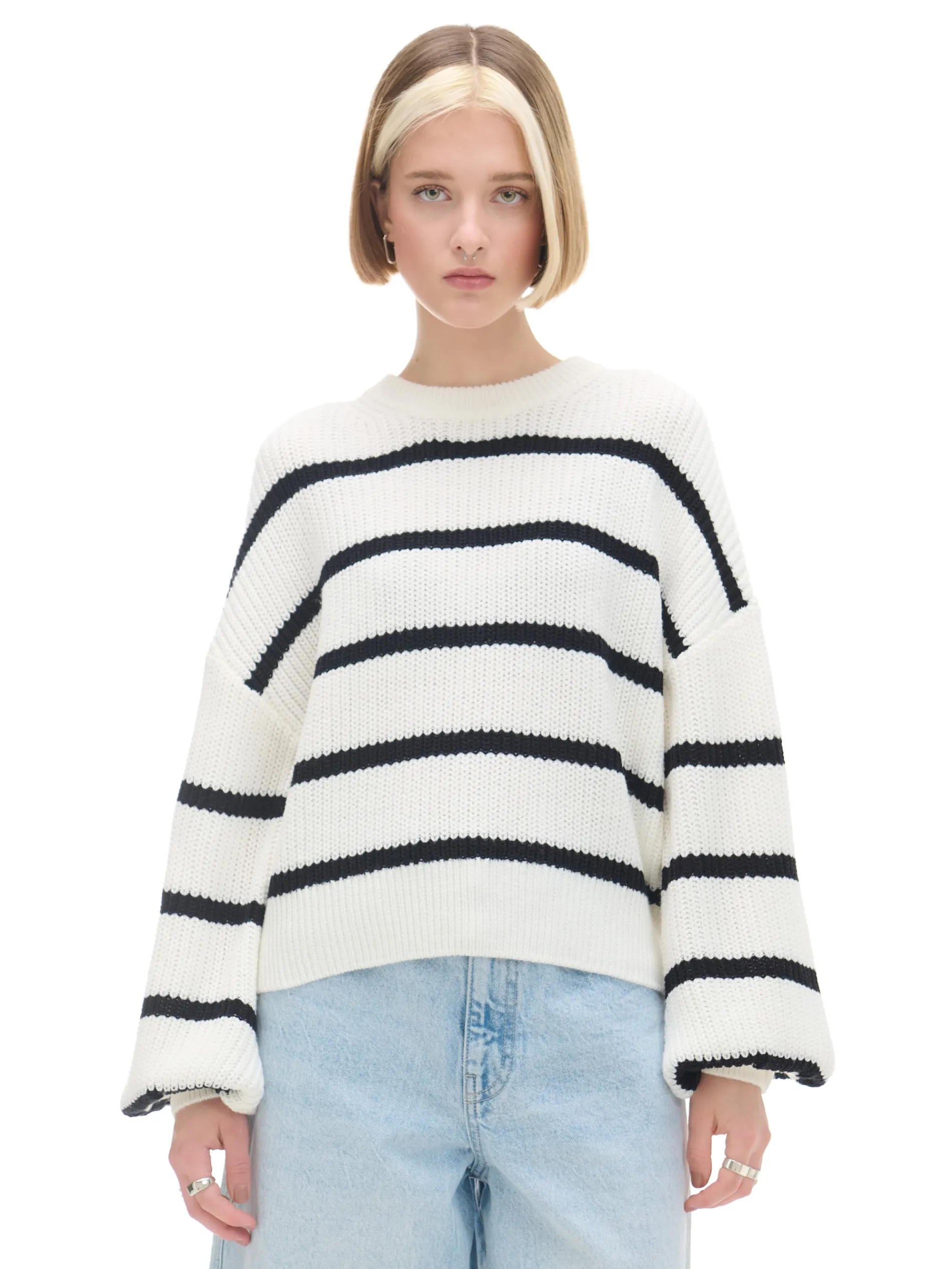 Cropp Swetry*Pasiasty sweter z szerokim rękawem