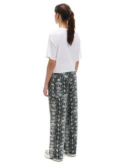 Cropp Spodnie*Spodnie baggy z wężowym motywem