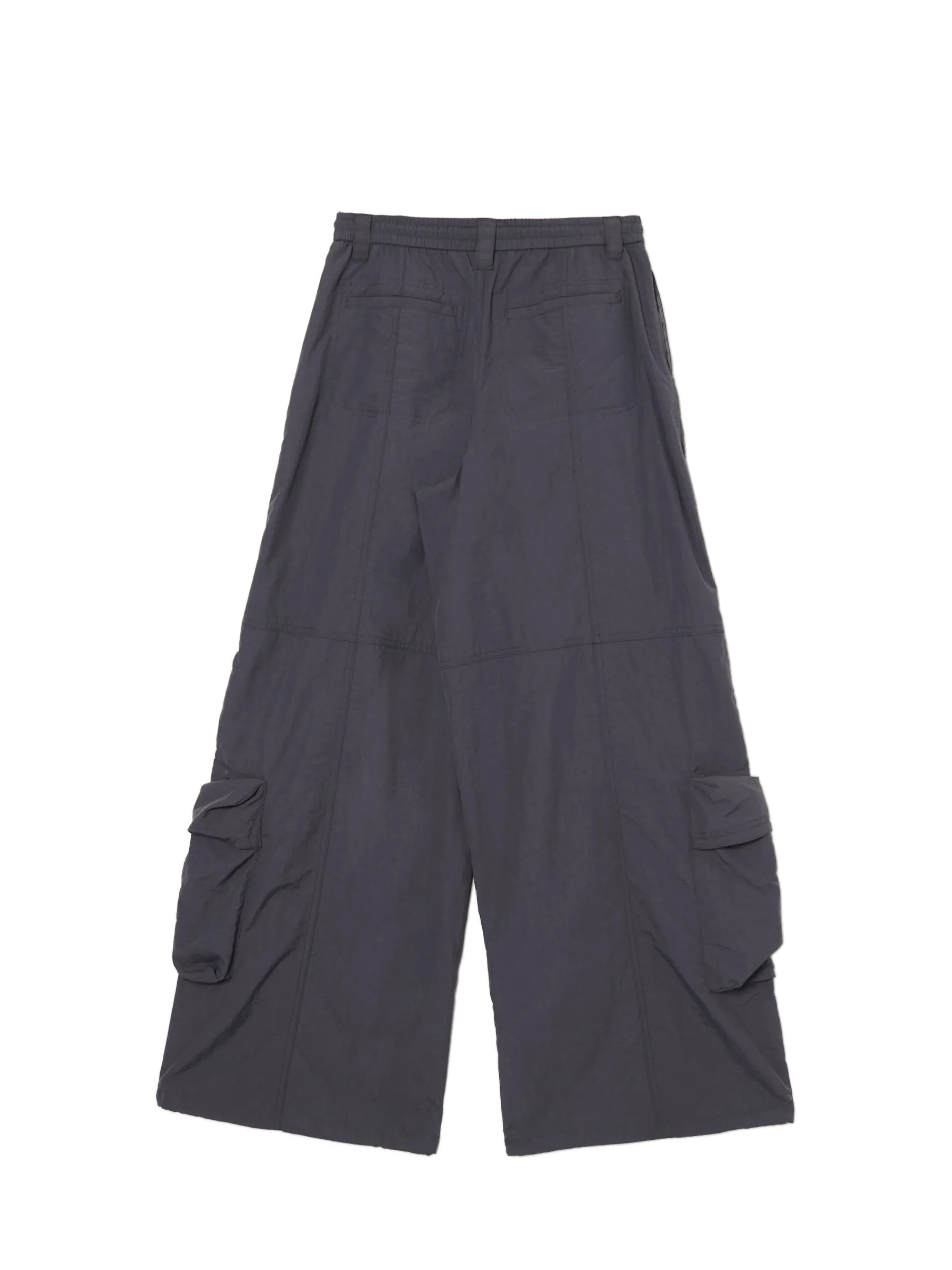 Cropp Spodnie*Spodnie parachute z kieszeniami cargo