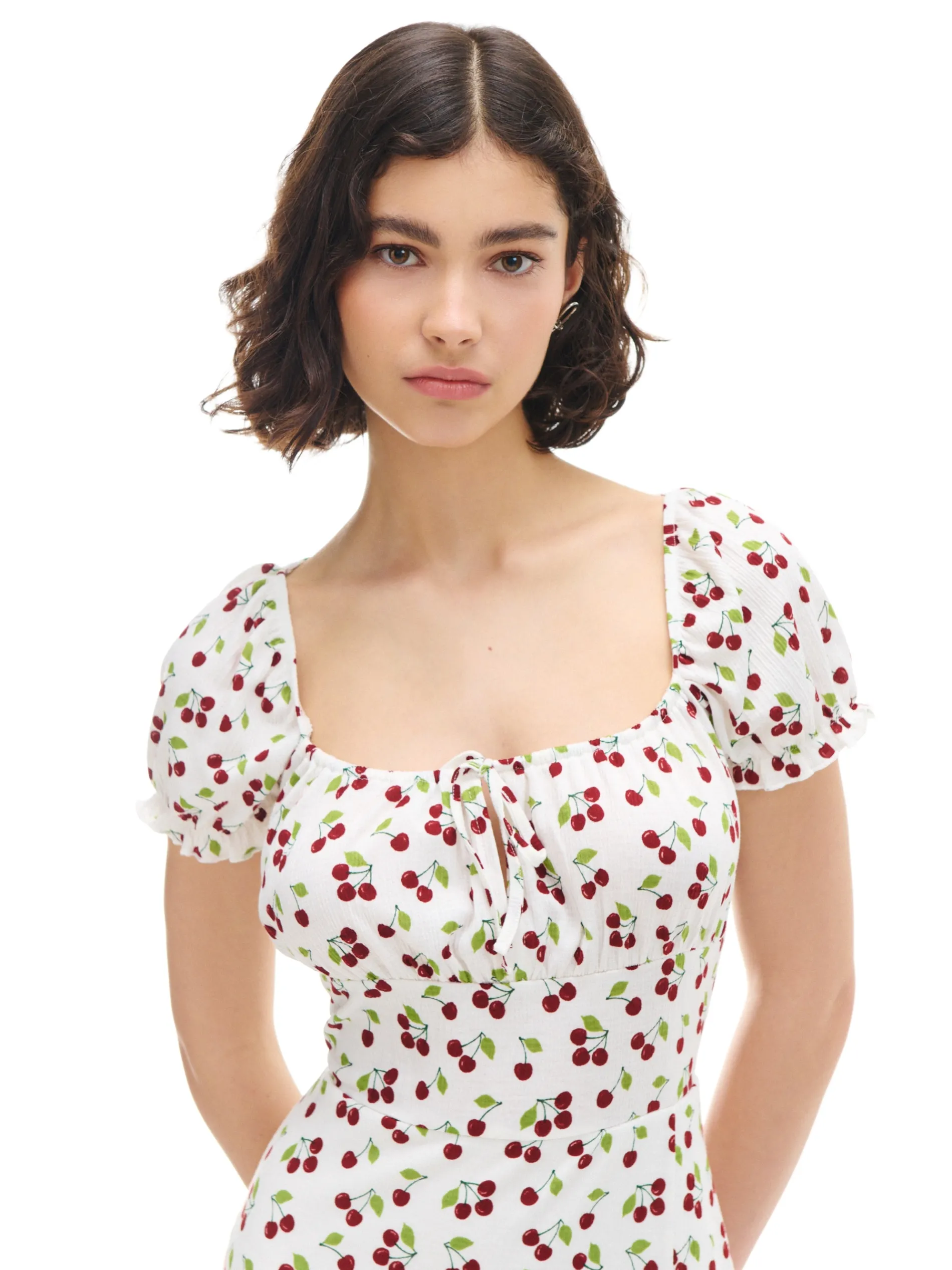 Cropp Sukienki, Kombinezony*Sukienka midi w wiśnie