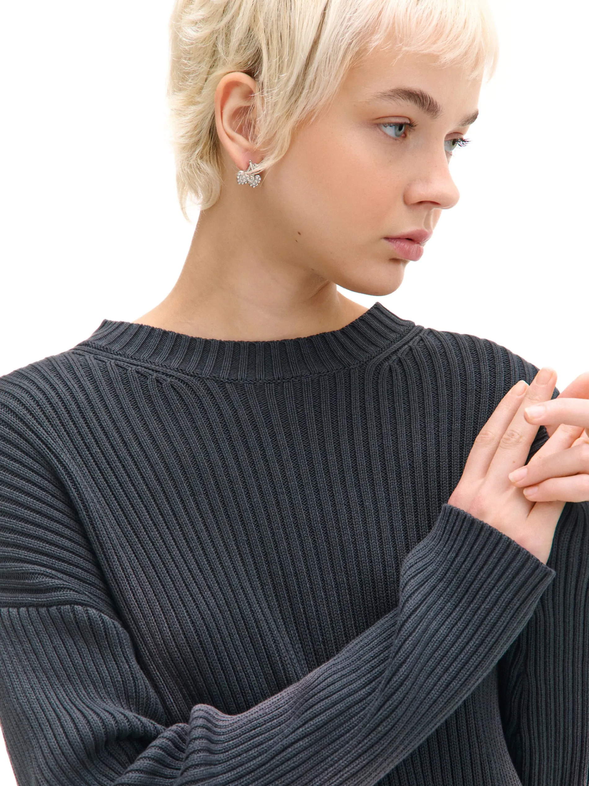 Cropp Swetry*Sweter oversize z efektem sprania