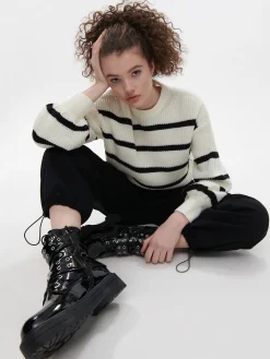 Cropp Swetry*Sweter w czarne paski