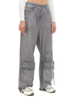 Cropp Spodnie*Szare spodnie z kieszeniami cargo