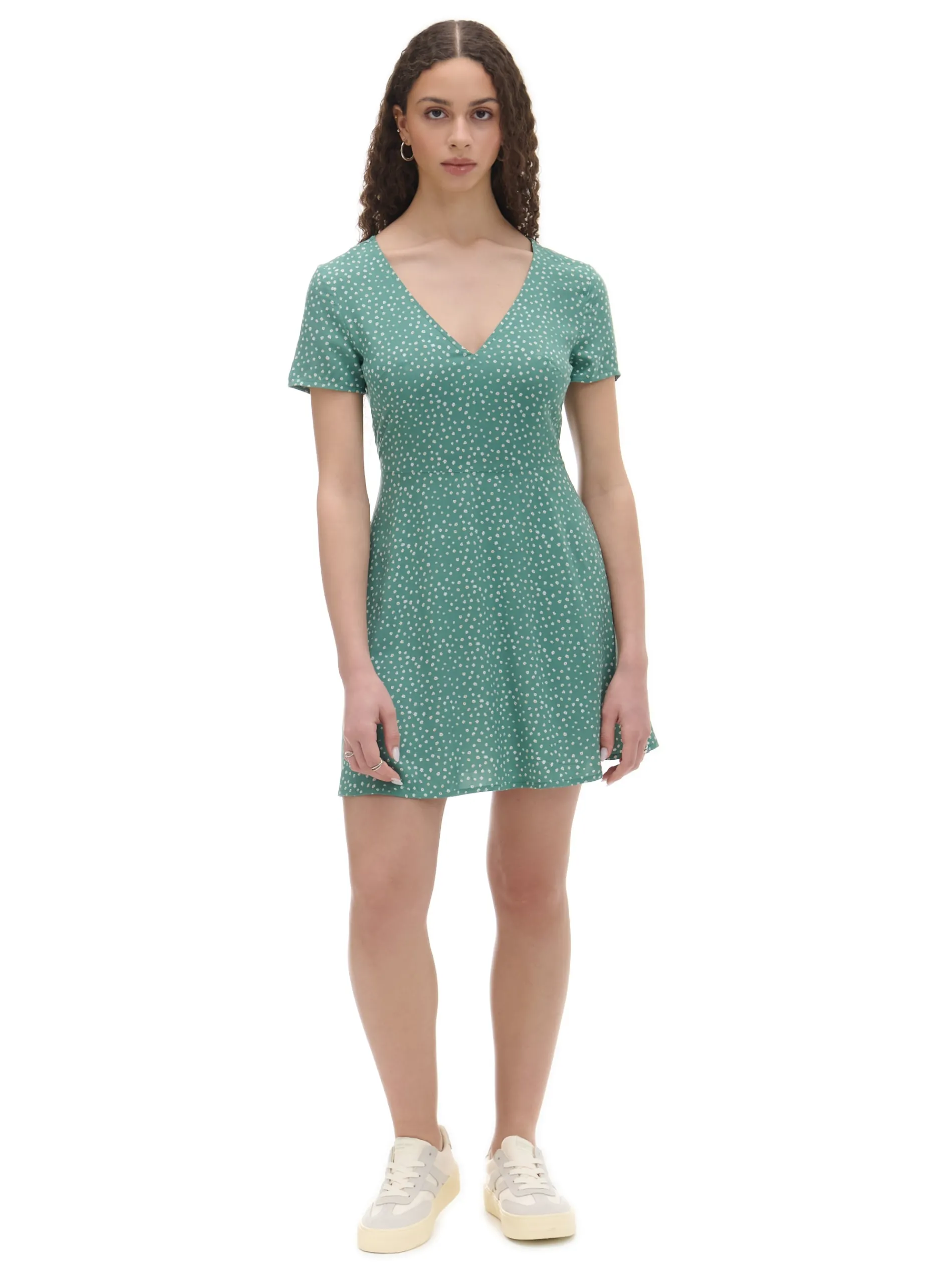 Cropp Sukienki, Kombinezony*Zielona sukienka mini w stokrotki